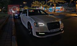 کرایسلەر 300
